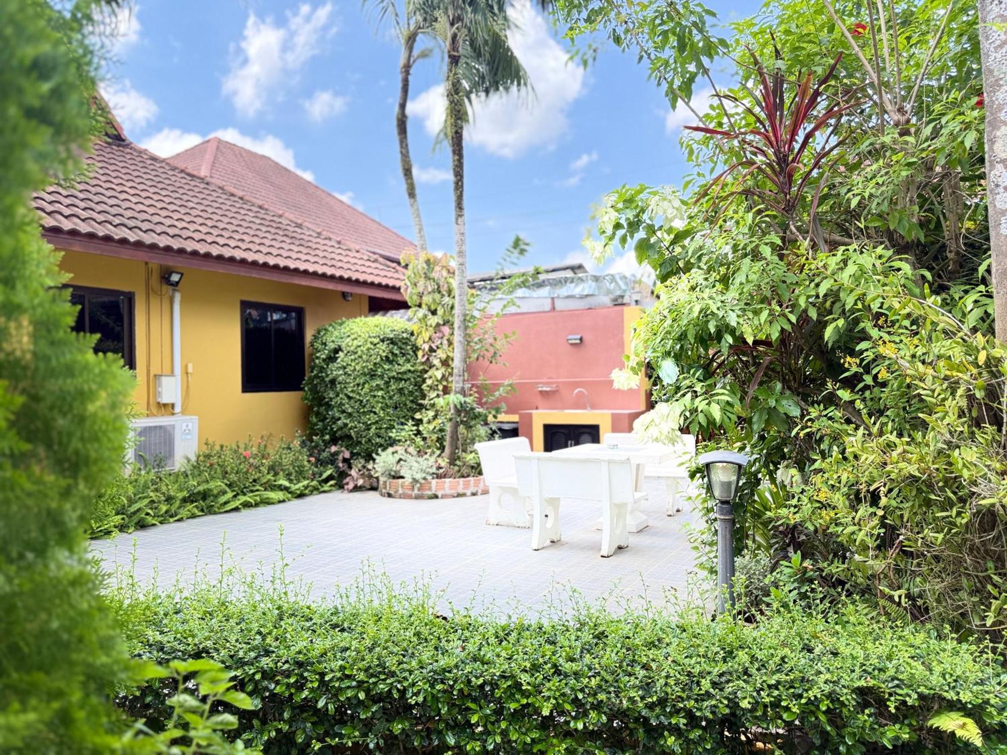 Family Bungalow Kamala ภายนอก รูปภาพ